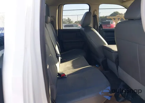 2019 Ram 1500 Classic Tradesman 4X4 6'4 Box из США, поврежденный, VIN 1C6RR7FGXKS674715